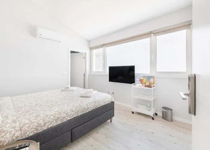 Olala Oriente Suites C Lisbon