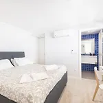 Olala Oriente Suites C Vendégház