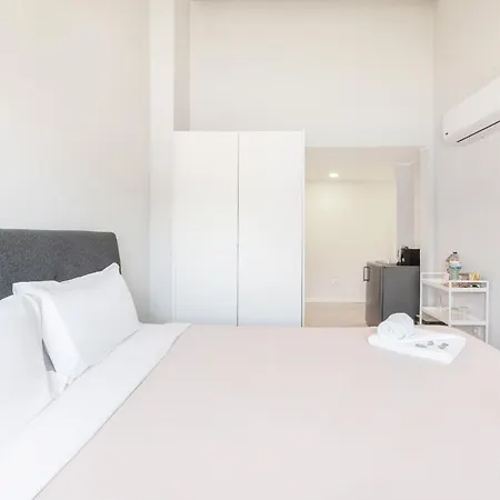 Olala Oriente Suites C Penzion *