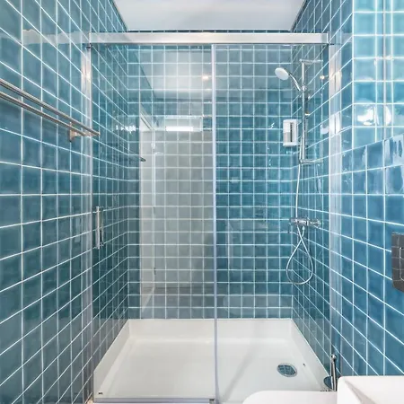 Olala Oriente Suites C * ליסבון